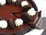 Rețetă Tarta cu biscuiți oreo și ciocolată fără coacere