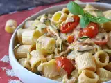 Rețetă Paste cremoase cu dovlecei, roșii cherry, brânză philadelphia și lămâie