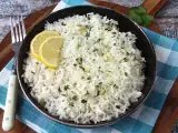 Rețetă Orez cu lămâie, ușor de preparat: garnitura perfectă pentru pește!