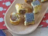Rețetă Rulou cu cârnați și brânză la friteuza cu aer cald