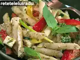 Rețetă Salata cu paste, rosii si branza