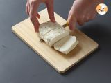 Etapa 1 - Halloumi prăjită la tigaie - cu miere și rozmarin