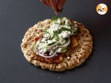 Etapa 9 - Gyros cu halloumi, o versiune vegetariană a sandwich-ului grecesc!