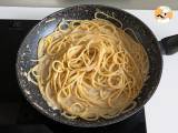 Etapa 9 - Spaghete cacio e pepe: 3 ingrediente, o explozie de gust!