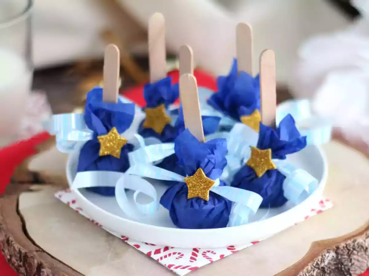 Acadele pentru ciocolata calda: ciocolata alba + speculoos