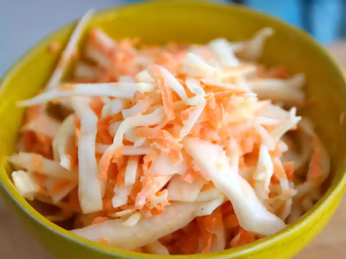 Coleslaw - salata de varza si morcov - poza 3
