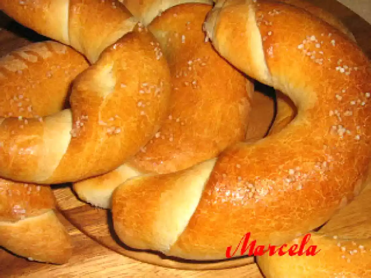 Cornuri de brutar- reteta de la Laura Laurentiu - poza 3