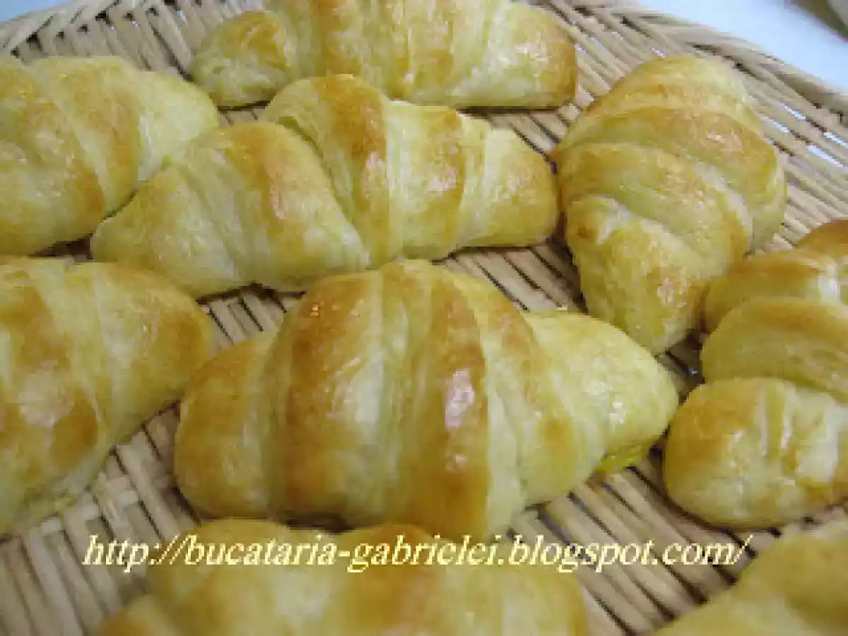 Croissant (Cornuri frantuzesti) - poza 10