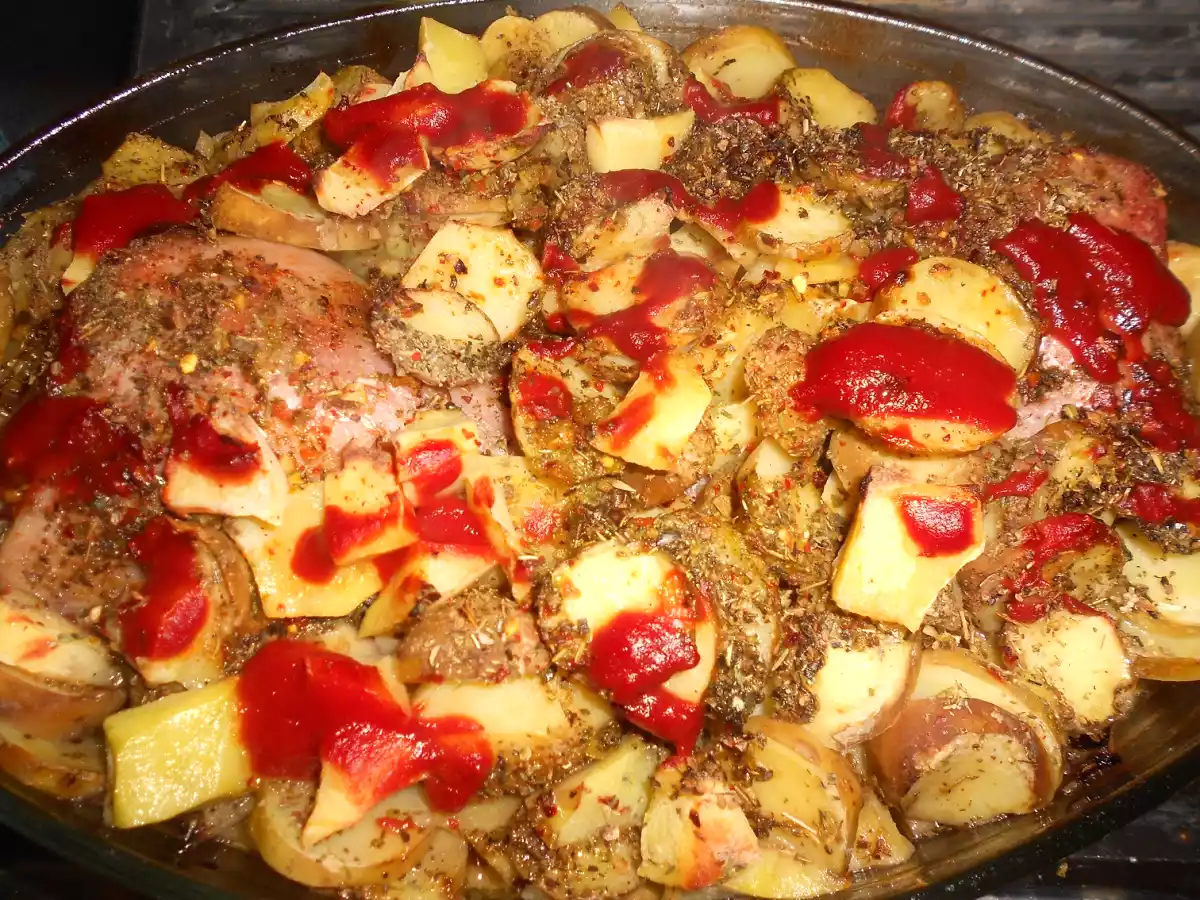 Curcan si fasole pastai in sos de vin alb la cuptor