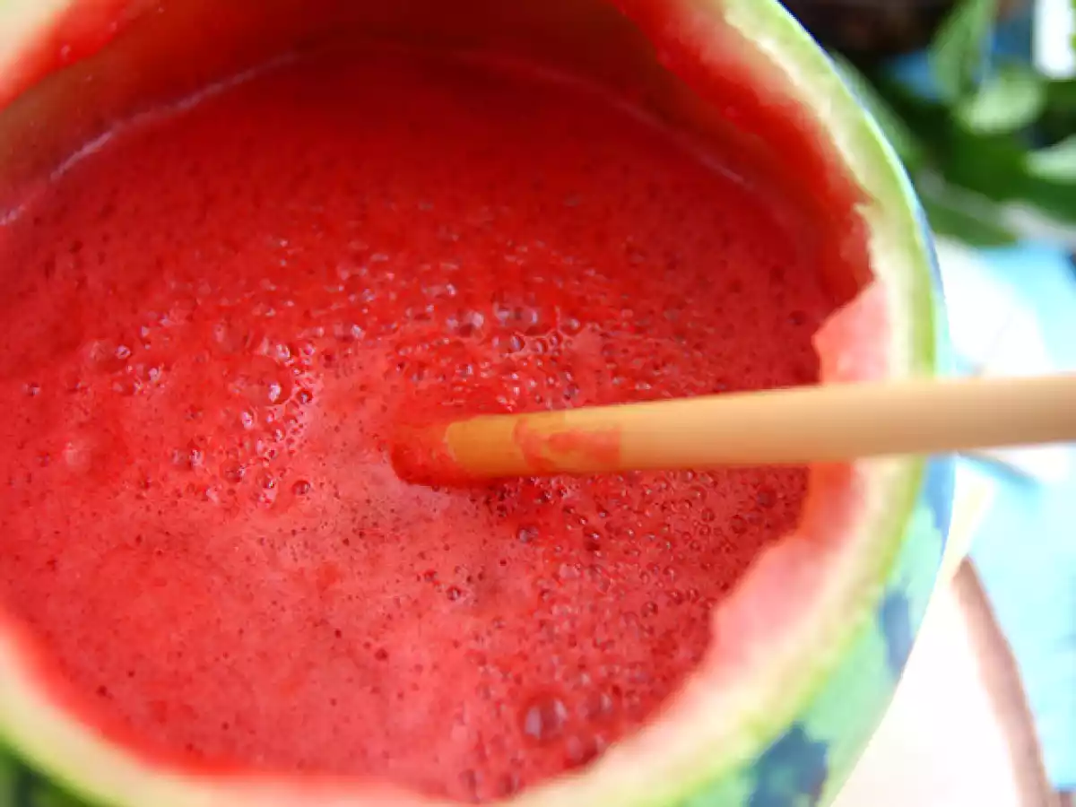 Gin tonic cu pepene - poza 3