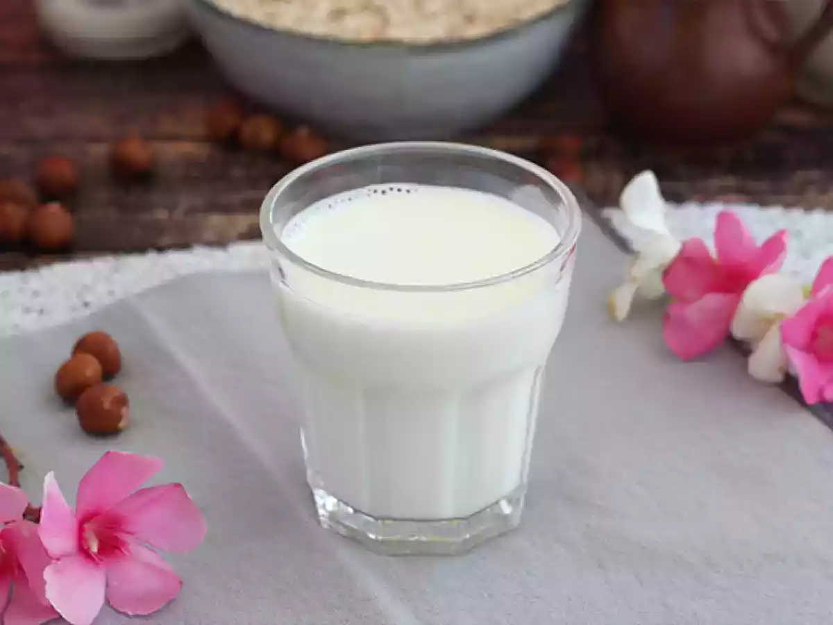 Lapte de migdale facut in casa - poza 3