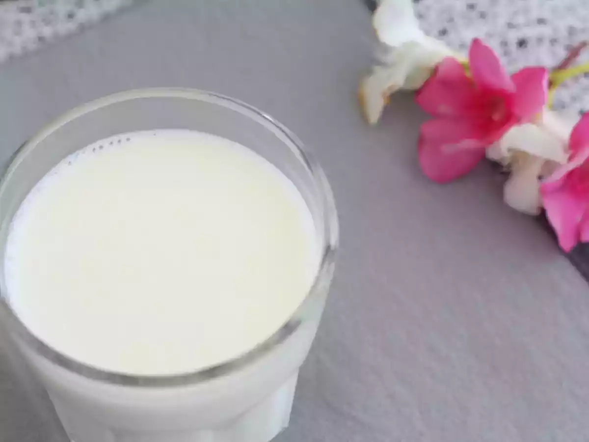 Lapte de migdale facut in casa - poza 4