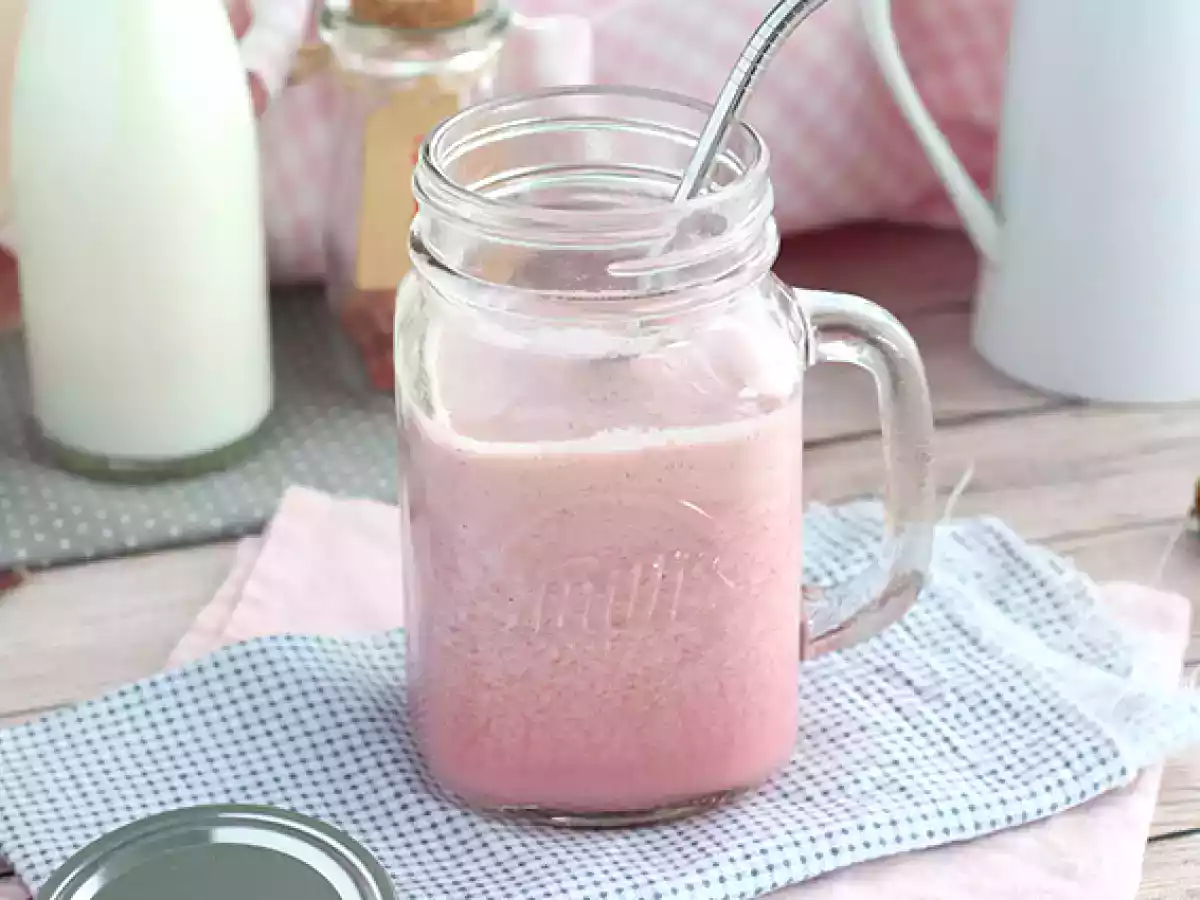 Milkshake vegan cu zmeura si capsune - poza 4