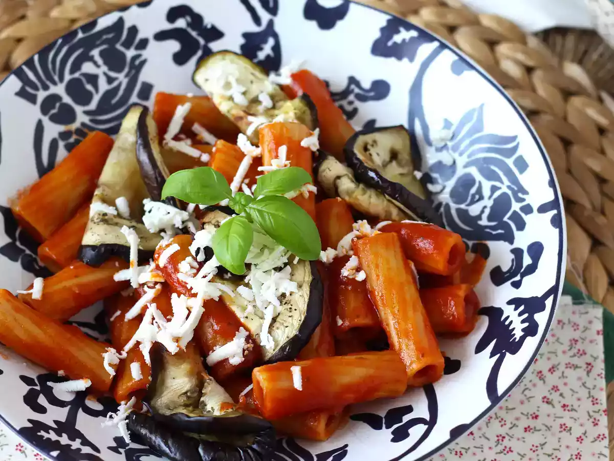 Paste alla Norma - Paste siciliene cu vinete - poza 7