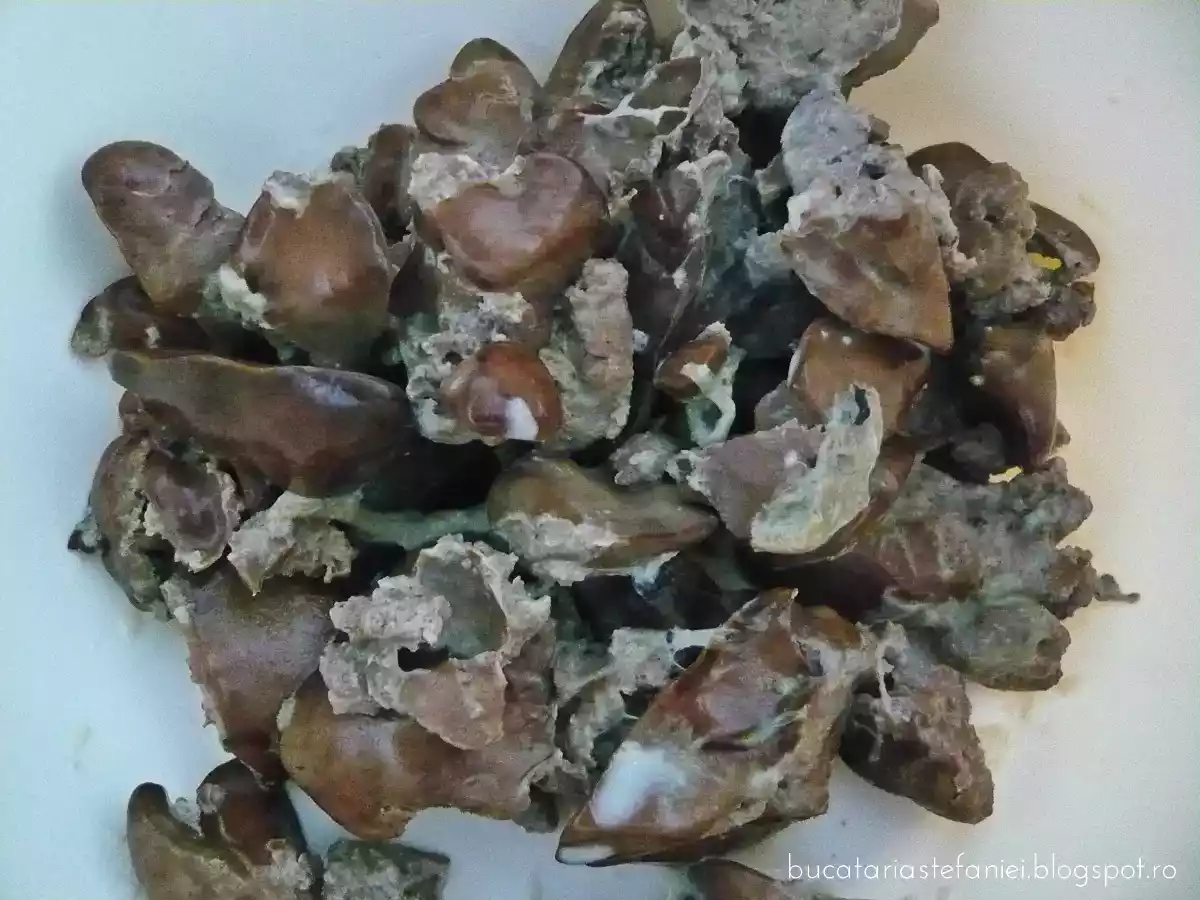 Pate fin din ficat de pui cu ceapa caramelizata - poza 4