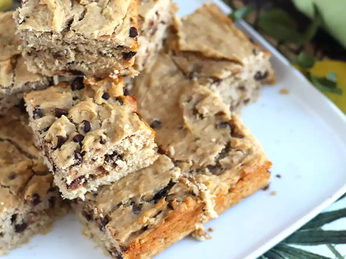 Prajitura cu banane si pepite de ciocolata - Vegana si fara gluten - poza 5