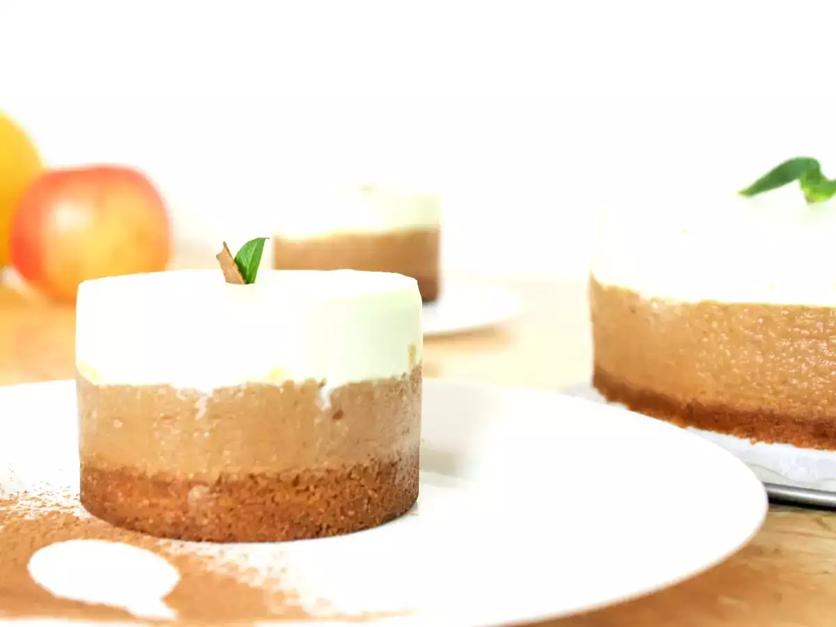 Prajitura cu Mousse de Mere si Ricotta