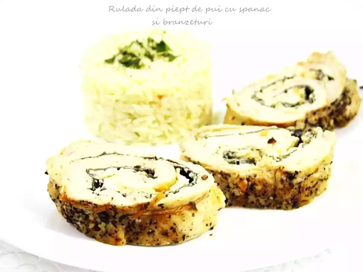 Rulada din piept de pui cu spanac si branzeturi