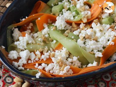 Salată tagliatelle din legume și sos de arahide - poza 4