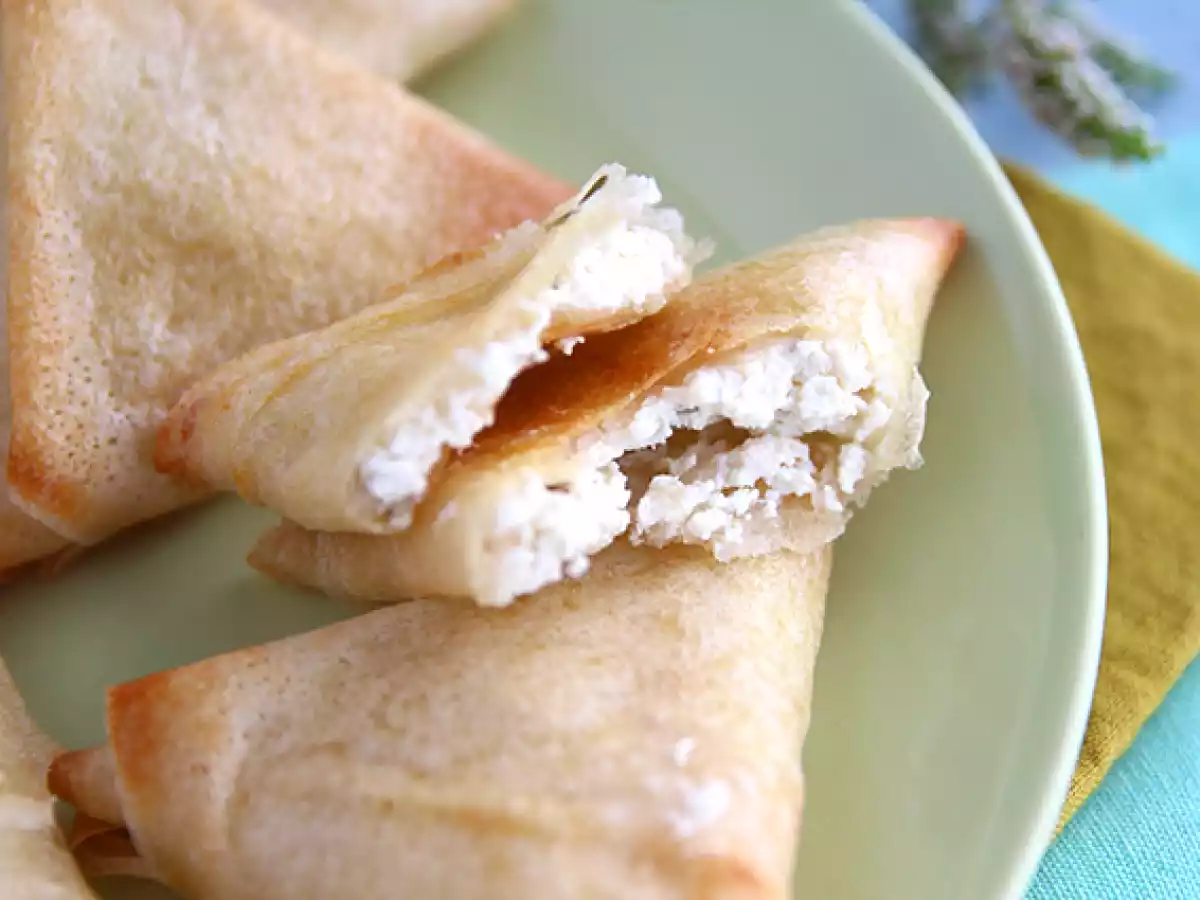 Samosas cu branza de capra si miere - poza 4