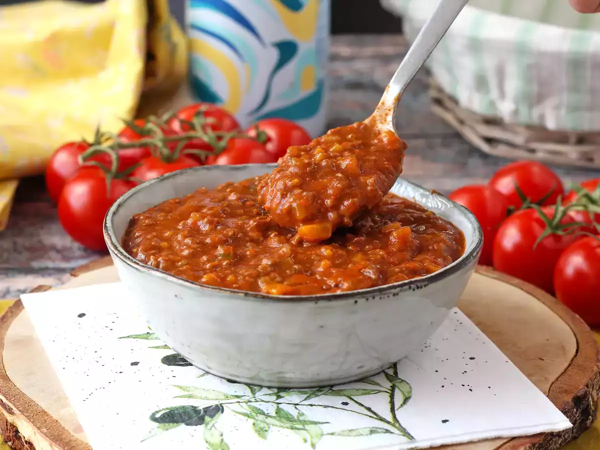 Sos bolognez de casă - ragù alla bolognese