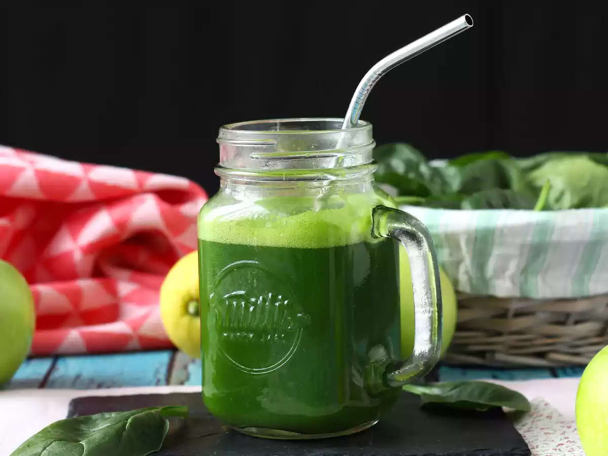 Suc verde detox fără storcător, pentru vitamine maxime!
