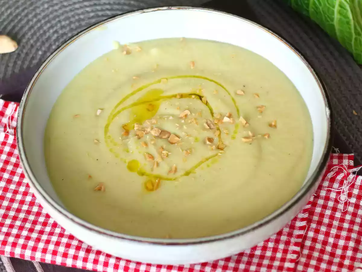 Supă cremă din varză kale (gătită la oala sub presiune) - poza 4