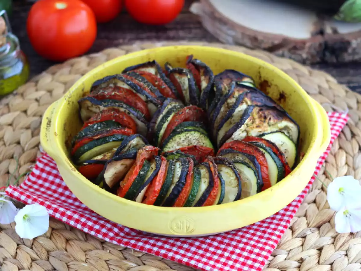 Tian cu legume - poza 3