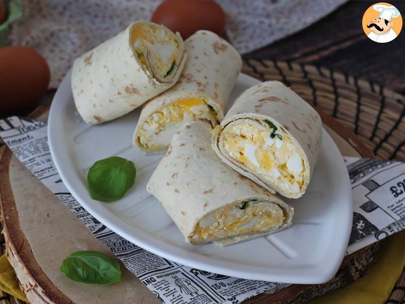 Wrap moale și superproteic cu ou și feta