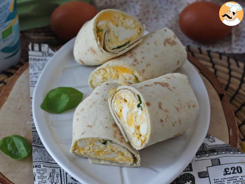 Wrap moale și superproteic cu ou și feta - poza 3